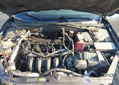 2010 Ford Fusion Se z USA, uszkodzony, nr VIN 3FAHP0HA9AR128417